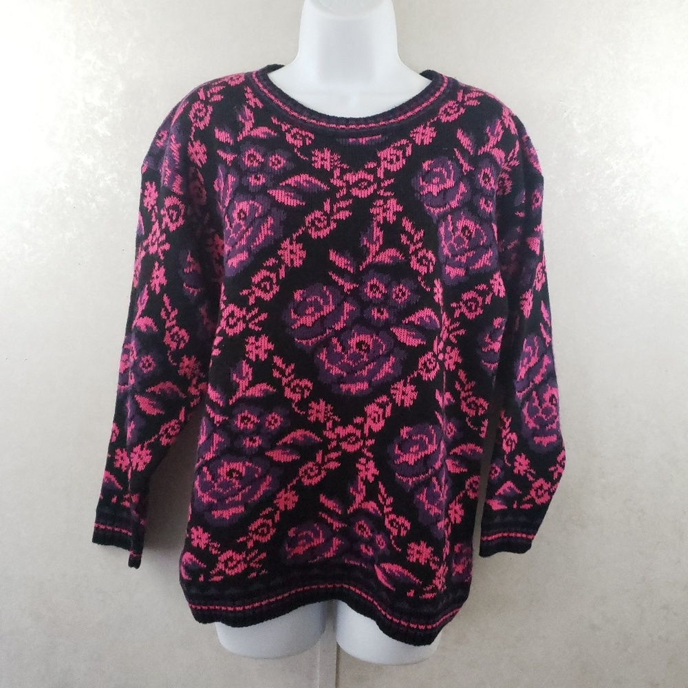 Cabin Creek Floral Crewneck Sweater E